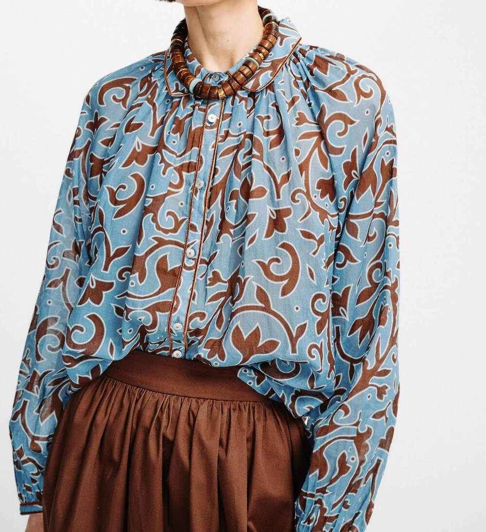 NEW CAROLINA K alice top in autumn vine blue